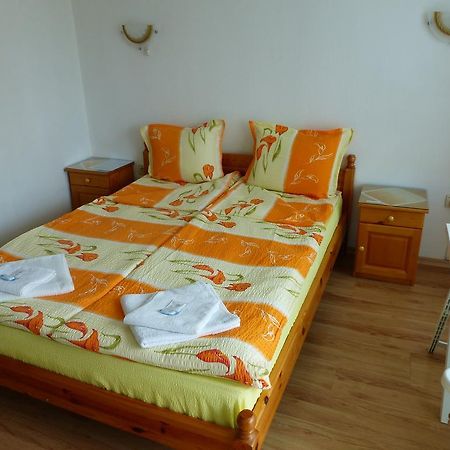 Sunhouse Rooms Царево Екстер'єр фото