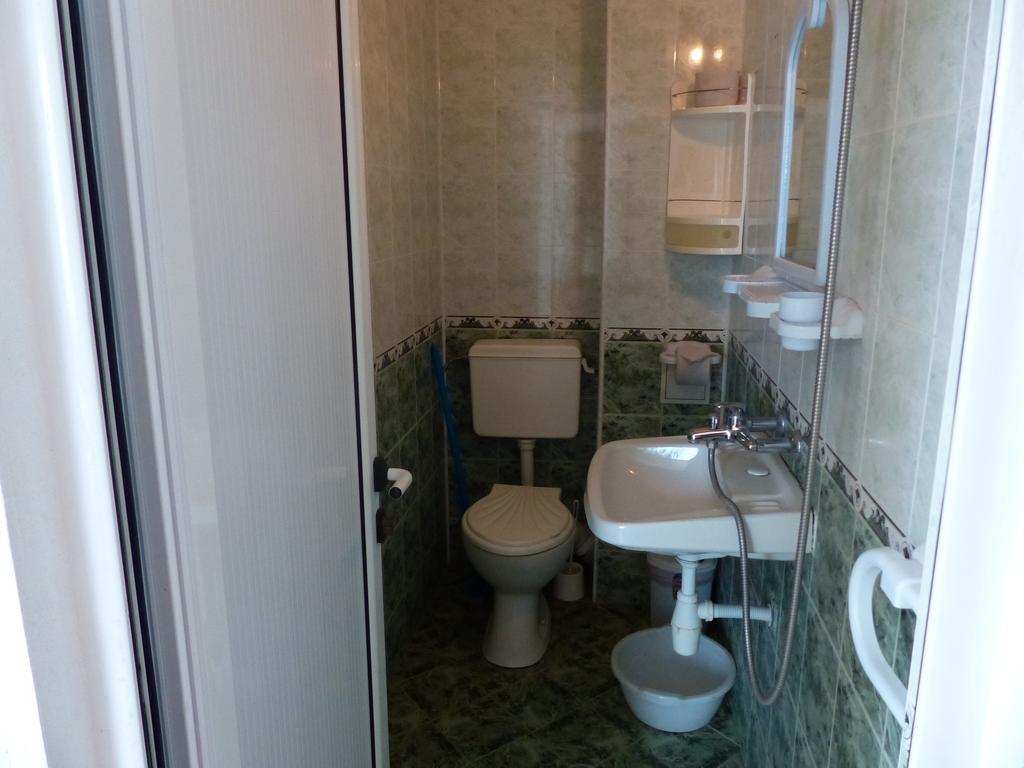 Sunhouse Rooms Царево Екстер'єр фото