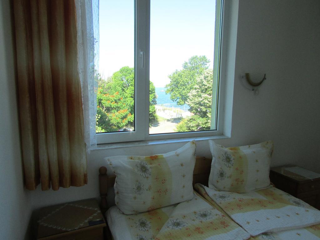 Sunhouse Rooms Царево Екстер'єр фото